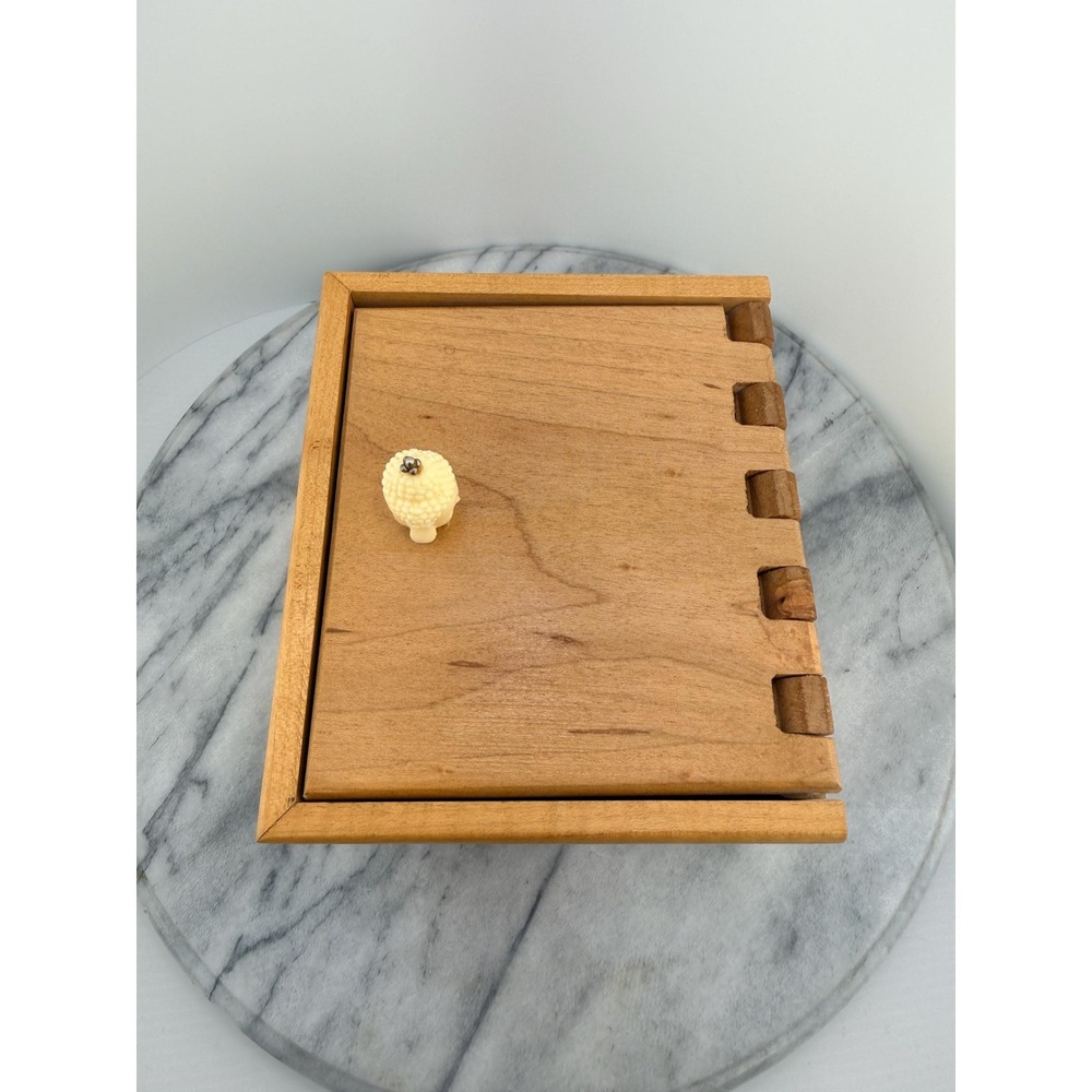 Vintage Handcrafted Wooden Keepsake Box Buddha Finial, Artisan, Zen Meditation - Picture 15 of 17